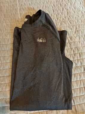 REI Women’s Black Long-Sleeve Base Layer Top